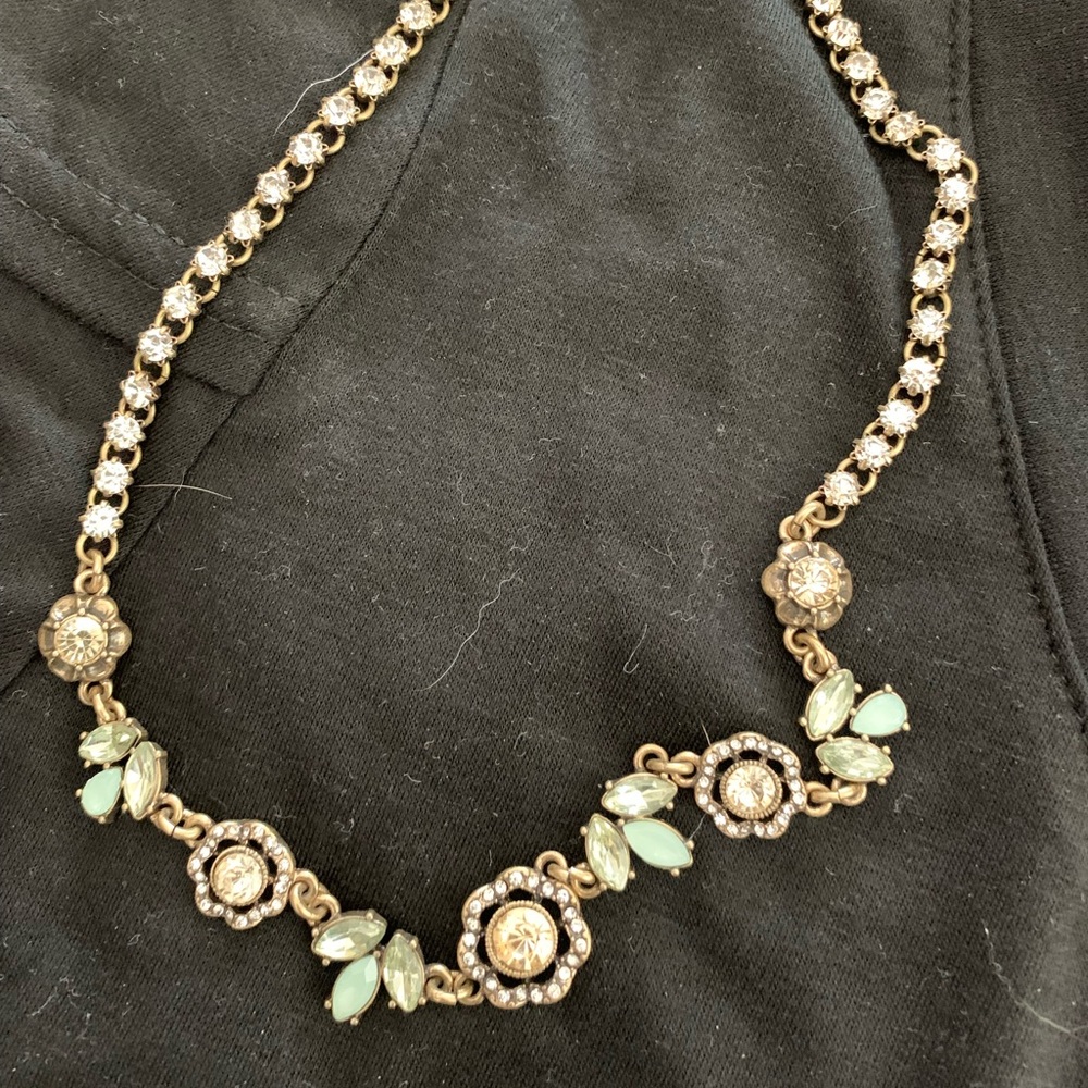 Small statement necklace from Chloe + Isabel
